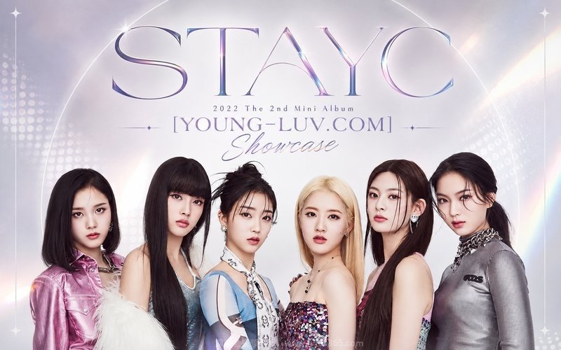 STAYC – 2022 The 2nd Mini Album [YOUNG-LUV.COM] Showcase 现场封面