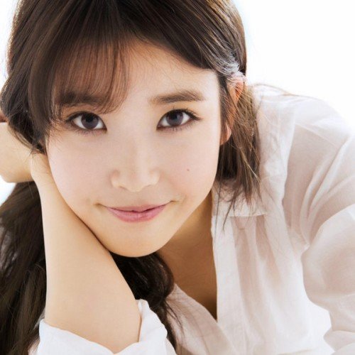 IU-《New World》