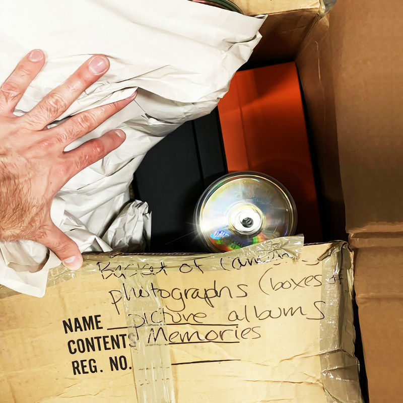 Maroon 5-《Memories》