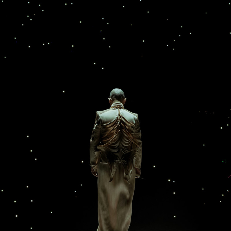 侧田-《活多一次》