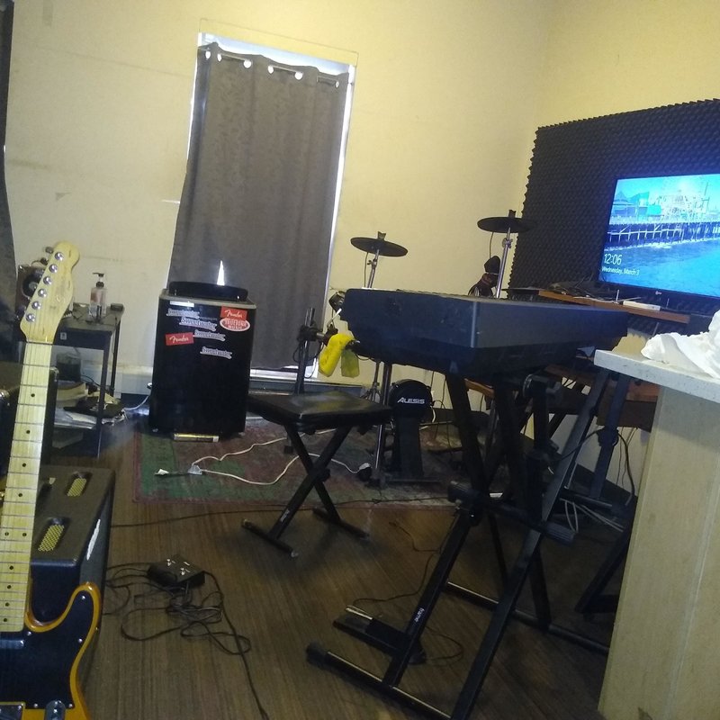 Rondonna – Mona Lisa’s and Mad Hatters